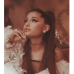 *Ariana grande fans*
