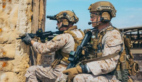  Survive the US marines!