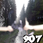 9O7