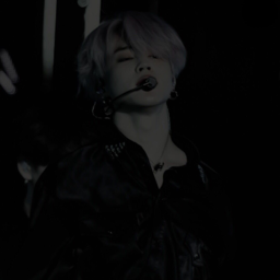 🖤 ONE