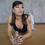 Ariana_Grande Fans