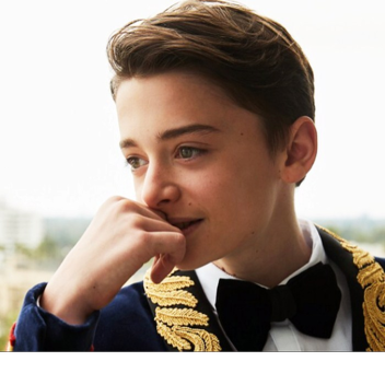 Noah Schnapp 😍