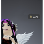Donate to Ari she's poor