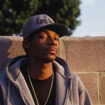 [SNOOP DOGG!] ซื้อที่ดิน UGC ของ Heyop