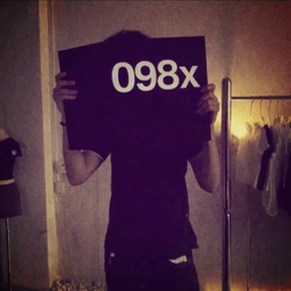 098x Roblox group icon