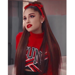 Ari_clothes