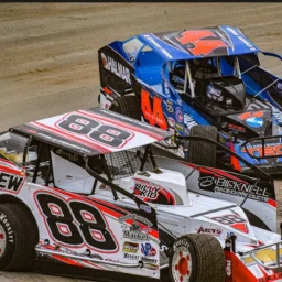 dirt track racing icon