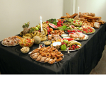 WE LOVE FOOOOD