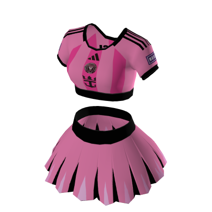 Messi's pink football dress