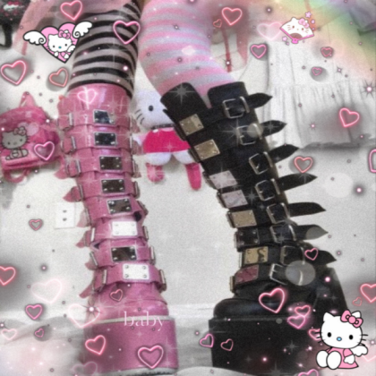 Hello kitty goth Roblox decal