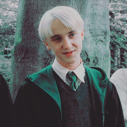 Draco Malfoy Hogwarts Story!! 🚂🏰 screenshot 3