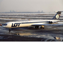 LOT Polish Airlines Flight 5055