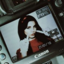 ୨୧