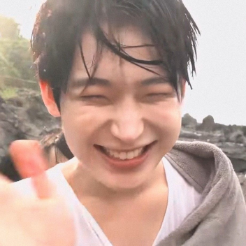 Lovies kimsunoo :3