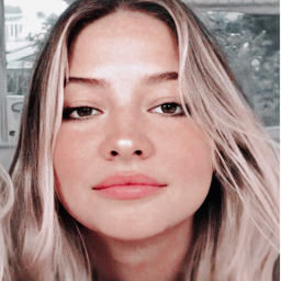❀