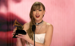 <Taylor Swifties>