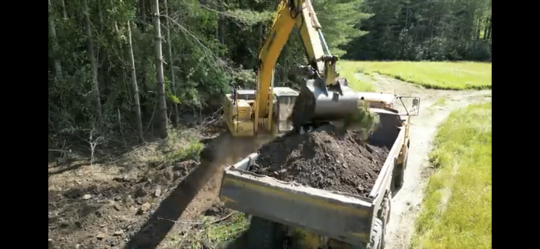 Trainboy0122s farm (legacy) screenshot 1