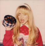 *[Sabrina Carpenter]*