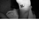 ツ HUSSEIN