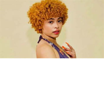 BACKROOMS ESCAPE FROM ICE SPICE!!! (NEW) 😱😱😱