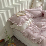 Nacny Botique :)