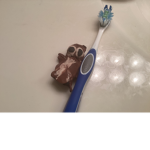 Hootie don’t brush his teeth