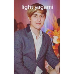 LIGHT YAGAMI