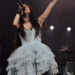 𝘁𝗿𝗮𝗶𝘁𝗼𝗿 