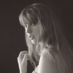 taylor swift fans here : )