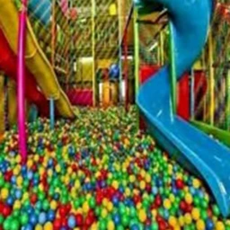 ¡Escapa del parque de bolas Parkour Obby! icon