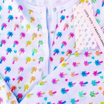 𝐟𝐚𝐥𝐥𝐢𝐧𝐠