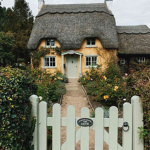 Arch,s crazy cottage