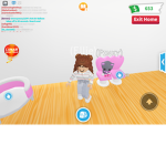 Ellie plays game