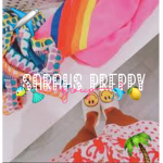 Sarah’s preppy group
