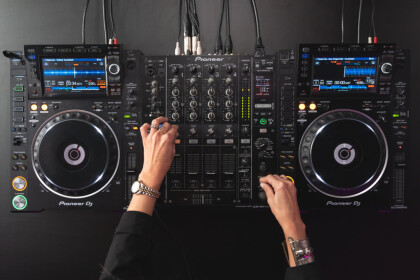 Set DJ