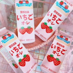 🍓🥛