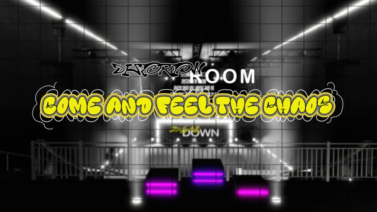 DISTORTION ROOM [17+]