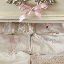 .˚ ♡⊹°
