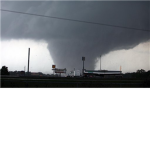 Violent EF5 Tornado Storm Chasers