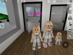 Laylaand oplia birds subscribers