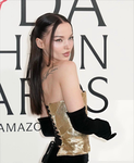 Dove Cameron's