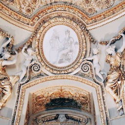 ✰