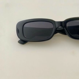 🕶️