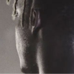 ✞