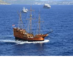 BOSS FIGHT | Pirate Ship Battles!