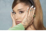 Ariana grande fans <3.