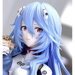 >_<
