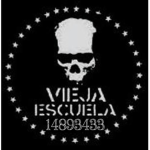 Vieja Escuela Hood