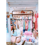 Jazzys fashion Closet