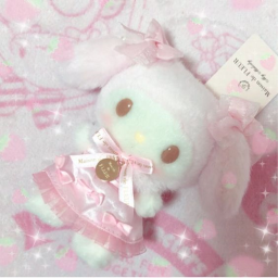 ☆.*｡･ﾟ✫